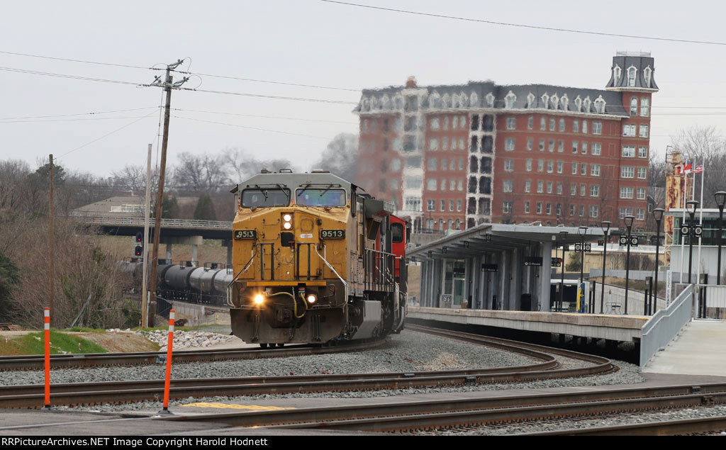 GECX 9513 leads NS train 6W4 past the new Union Station